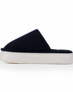 Navy Blau